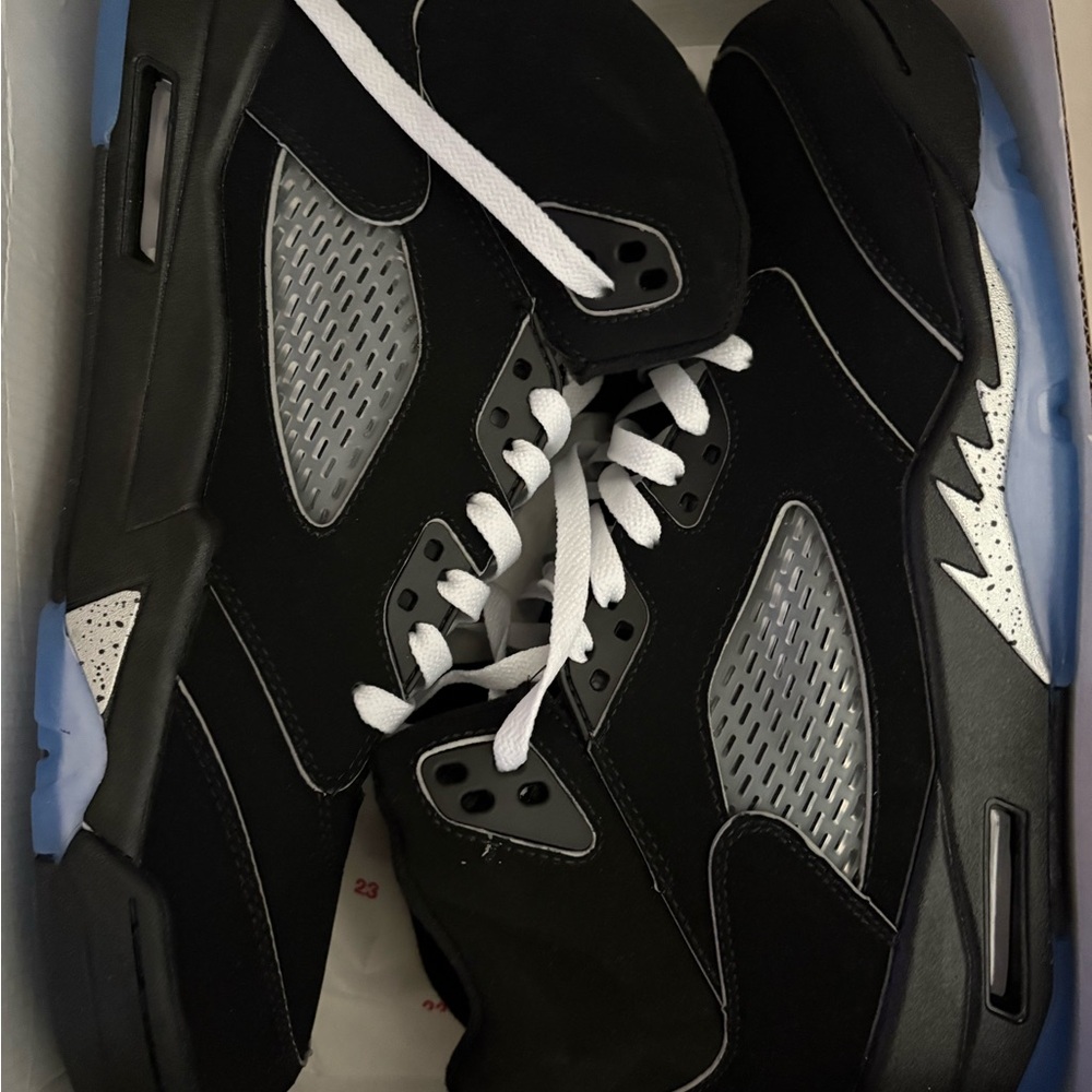 NIB/AIR JORDAN 5 RETRO OG REIMAGINED - Picture 2 of 11